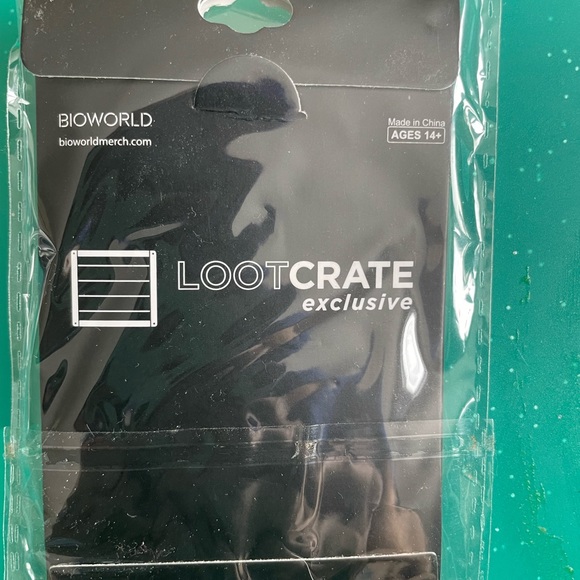 Harry Potter Wizarding World Loot Crate Exclusive Deathly Hallows Pocket Watch - Picture 2 of 4